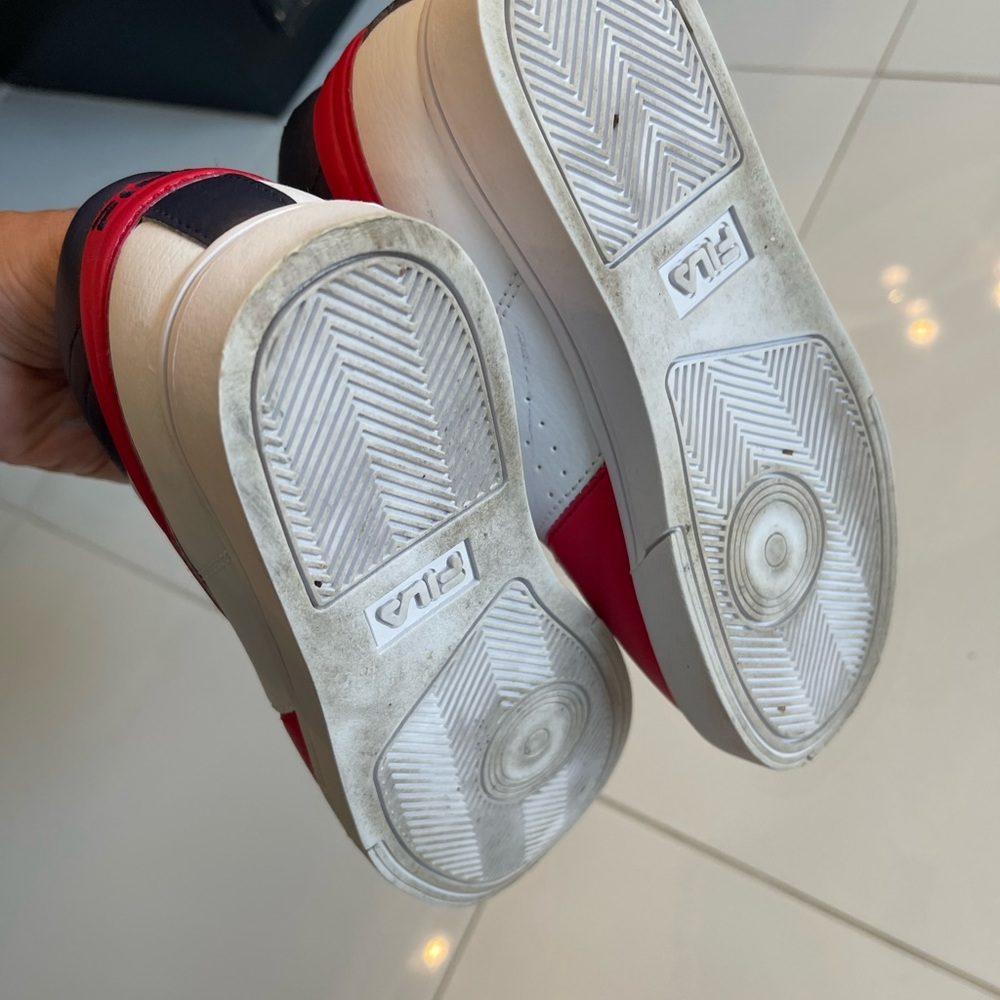 Fila - Picture 4 of 4